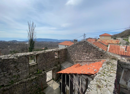 Fünf Steinruinen zum Verkauf mit fantastischem Potenzial für ein Minihotel mit Meerblick, Montenegro Immobilien, Immobilien in Montenegro