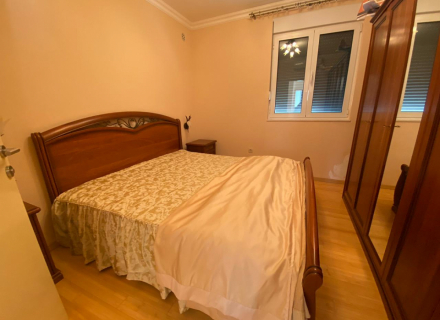 Izuzetna trospratna dizajnerska kuća na prodaju u blizini Marine Porto Novi, Nekretnine Crna Gora, nekretnine u Crnoj Gori, Herceg Novi prodaja kuća