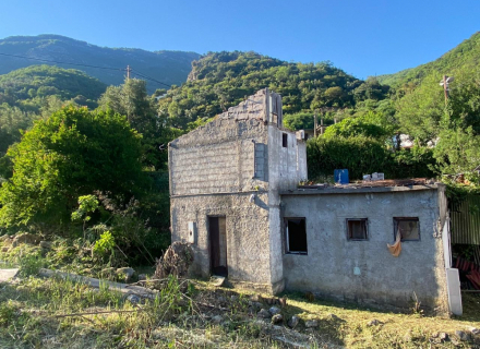 Haus zum Wiederaufbau in Baosici, Haus mit Meerblick zum Verkauf in Montenegro, Haus in Montenegro kaufen