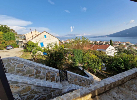 Sarmantna kamena kuća sa lijepom baštom u Kumboru, Herceg Novi, kuća blizu mora Crna Gora, kuća Crna Gora prodaja, kuća Crna Gora