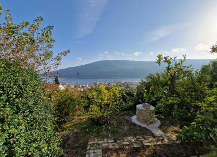 Sarmantna kamena kuća sa lijepom baštom u Kumboru, Herceg Novi, kuća blizu mora Crna Gora, kuća Crna Gora prodaja, kuća Crna Gora