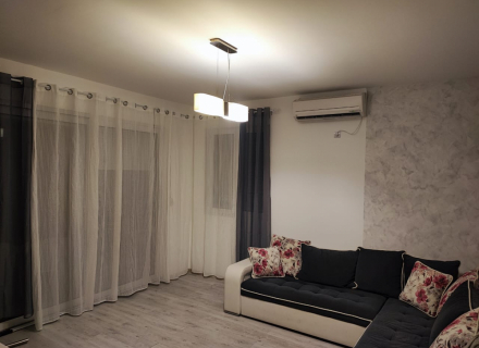 Ein-Zimmer-Apartment mit schönem Garten in Baosici, Verkauf Wohnung in Baosici, Haus in Montenegro kaufen