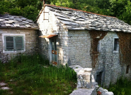 Grundstück mit atemberaubendem Meerblick – ideal für ein Ethnodorf, Grundstück in Herceg Novi bauen, Grundstück in Baosici Montenegro verkaufen
