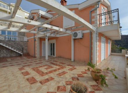 Zelenika'da satılık daireler, Baosici satılık müstakil ev, Baosici satılık müstakil ev, Herceg Novi satılık villa