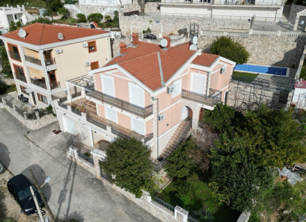 Zelenika'da satılık daireler, Karadağ da satılık havuzlu villa, Karadağ da satılık deniz manzaralı villa, Baosici satılık müstakil ev