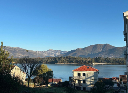 Fantastisches Penthouse mit Dachterrasse in Tivat, Wohnungen in Montenegro, Wohnungen mit hohem Mietpotential in Montenegro kaufen