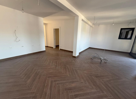 Fantastisches Penthouse mit Dachterrasse in Tivat, Montenegro Immobilien, Immobilien in Montenegro, Wohnungen in Region Tivat