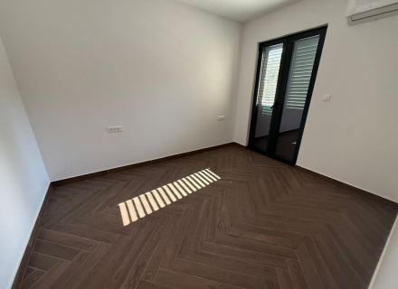 Fantastisches Penthouse mit Dachterrasse in Tivat, Wohnungen in Montenegro kaufen, Wohnungen zur Miete in Bigova kaufen