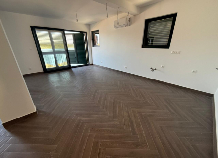 Fantastisches Penthouse mit Dachterrasse in Tivat, Montenegro Immobilien, Immobilien in Montenegro, Wohnungen in Region Tivat