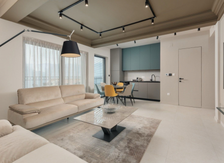 Dva zadivljujuća penthouse stana u Dobroti, sa fenomenalnim dizajnom, stanovi u Crnoj Gori, stanovi sa visokim potencijalom zakupa u Crnoj Gori, apartmani u Crnoj Gori