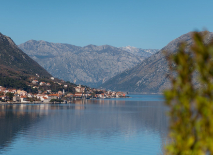Dva zadivljujuća penthouse stana u Dobroti, sa fenomenalnim dizajnom, kupoviti stan u Dobrota, prodaja kuće u Kotor-Bay, kupiti stan u Crnoj Gori