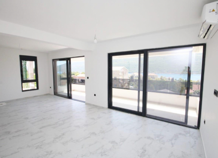 Kumbor'da Deniz Manzaralı Muhteşem İki Yatak Odalı Daire, Baosici dan ev almak, Herceg Novi da satılık ev, Herceg Novi da satılık emlak