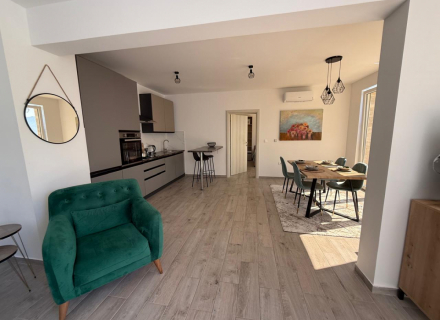 Zu verkaufen – Hochwertige Zwei-Zimmer-Wohnung in Djenovici, Verkauf Wohnung in Baosici, Haus in Montenegro kaufen