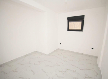 Kumbor'da Deniz Manzaralı Muhteşem İki Yatak Odalı Daire, becici satılık daire, Karadağ da ev fiyatları, Karadağ da ev almak