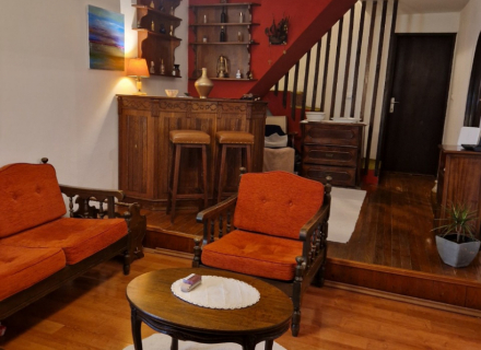 Erstklassiges Strandgrundstück mit bestehenden Gebäuden und genehmigten Baugenehmigungen – Dobrota, Villa in Kotor-Bay kaufen, Villa in der Nähe des Meeres Dobrota