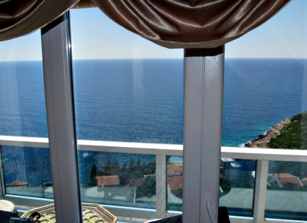 Haus in Dobra Voda mit fantastischer Aussicht, Villa in Region Bar and Ulcinj kaufen, Villa in der Nähe des Meeres Bar