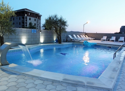 Schönes Hotel in Becici, Immobilien in Montenegro, Hotel zum Verkauf in Montenegro
