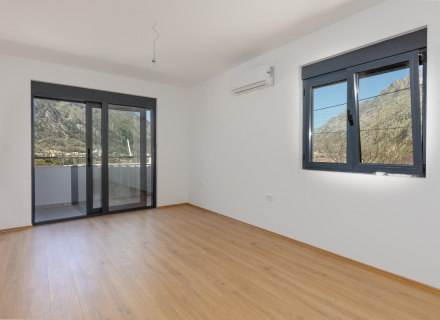 Erstaunliches Haus mit Meerblick in Kotor, Kotor-Bay Hausverkauf, Dobrota Haus kaufen, Haus in Montenegro kaufen
