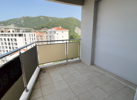 Apartment mit zwei Schlafzimmern und Meerblick in Becici, Wohnungen in Montenegro, Wohnungen mit hohem Mietpotential in Montenegro kaufen