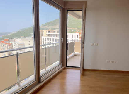 Apartment mit zwei Schlafzimmern und Meerblick in Becici, Wohnungen in Montenegro, Wohnungen mit hohem Mietpotential in Montenegro kaufen