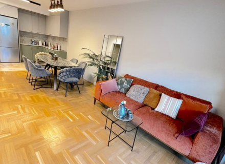 Dwupoziomowy apartament w centrum Budvy, apartamenty w Czarnogórze, apartamenty o wysokim potencjale wynajmu w Czarnogórze kupić, apartamenty w Czarnogórze kupić