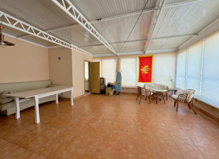 Dvosoban stan u centru Budve, stanovi u Crnoj Gori, stanovi sa visokim potencijalom zakupa u Crnoj Gori, apartmani u Crnoj Gori