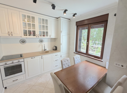 Apartament z jedną sypialnią w Becici, apartamenty w Czarnogórze, apartamenty o wysokim potencjale wynajmu w Czarnogórze kupić, apartamenty w Czarnogórze kupić
