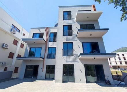 Prodaje se novi rezidencijalni kompleks u Tivtu, na 150 metara od mora.