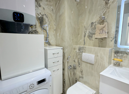 Drei-Zimmer-Wohnung in Rafailovici, Verkauf Wohnung in Becici, Haus in Montenegro kaufen