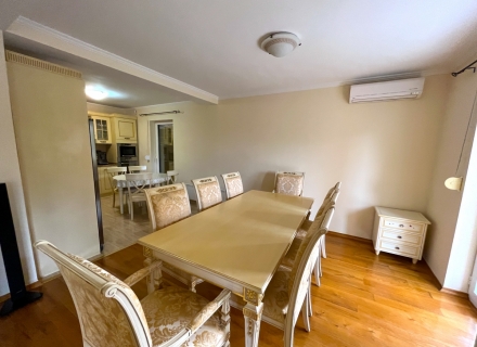 Schönes Haus in Budva mit Meerblick, Villa in Region Budva kaufen, Villa in der Nähe des Meeres Becici