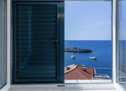 Sv.Stefan'da Deniz Manzaralı Lüks Daire., Region Budva da ev fiyatları, Region Budva satılık ev fiyatları, Region Budva ev almak