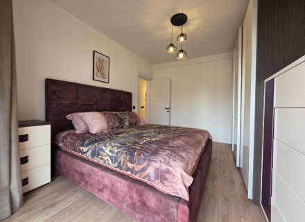 Luksusowy apartament w Becici z widokiem na góry, mieszkanie na sprzedaż w Region Budva, sprzedam mieszkanie w Becici, kup dom w Czarnogórze