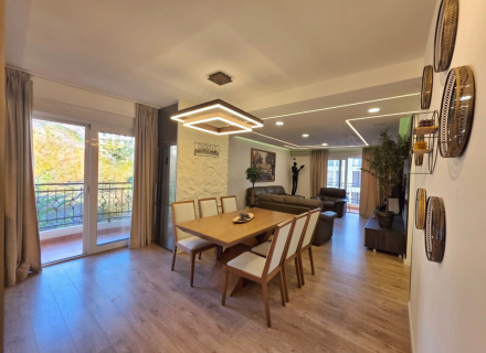 Luksusowy apartament w Becici z widokiem na góry, apartament z widokiem na morze Na sprzedaż w Czarnogórze, kupić mieszkanie w Becici, dom w Region Budva kup