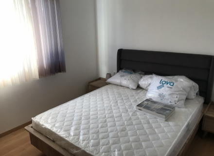 Voll möblierte Wohnung mit zwei Schlafzimmern in Pod Kuk, Tivat, zu verkaufen, Wohnungen in Montenegro kaufen, Wohnungen zur Miete in Bigova kaufen