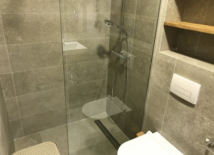 Voll möblierte Wohnung mit zwei Schlafzimmern in Pod Kuk, Tivat, zu verkaufen, Montenegro Immobilien, Immobilien in Montenegro, Wohnungen in Region Tivat
