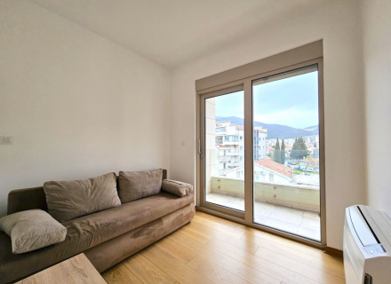 Trzypokojowe mieszkanie w najlepszej części Budvy, Czarnogóra nieruchomości, nieruchomości w Czarnogórze, mieszkania w Region Budva, apartamenty w Region Budva