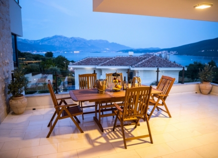 Erstaunliche Villa zum Verkauf in Djenovici, Montenegro, Kotor-Bay Hausverkauf, Dobrota Haus kaufen, Haus in Montenegro kaufen