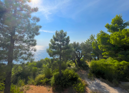 Crvena Glavica'da Panoramik Deniz Manzaralı Güzel Villa, Karadağ da satılık havuzlu villa, Karadağ da satılık deniz manzaralı villa, Becici satılık müstakil ev