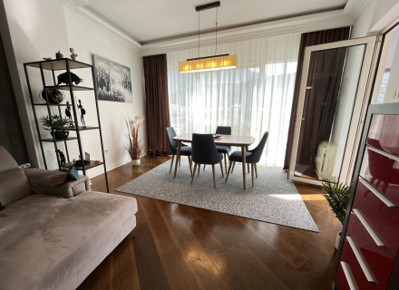Apartment mit 1 Schlafzimmer und Berg- und Meerblick, Hotelresidenzen zum Verkauf in Montenegro, Hotelwohnungen zum Verkauf in Region Budva