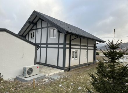 Neue Villa in Kolasin, Haus mit Meerblick zum Verkauf in Montenegro, Haus in Montenegro kaufen