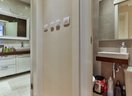 Apartment mit zwei Schlafzimmern in Budva, Wohnungen in Montenegro, Wohnungen mit hohem Mietpotential in Montenegro kaufen