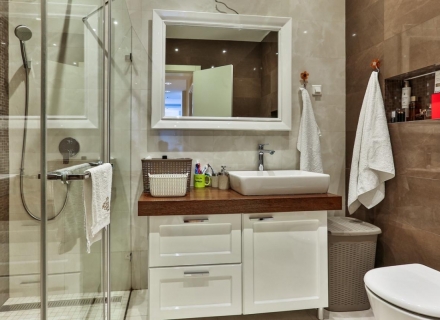 Apartment mit zwei Schlafzimmern in Budva, Montenegro Immobilien, Immobilien in Montenegro, Wohnungen in Region Budva