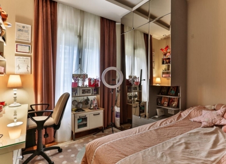 Apartment mit zwei Schlafzimmern in Budva, Wohnungen zum Verkauf in Montenegro, Wohnungen in Montenegro Verkauf, Wohnung zum Verkauf in Region Budva