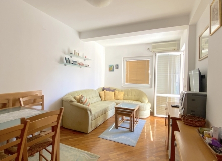 Apartment mit 1 Schlafzimmer in Rafailovici, Hotelresidenzen zum Verkauf in Montenegro, Hotelwohnungen zum Verkauf in Region Budva