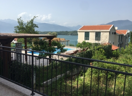 Moderner Komplex in der ersten Meereslinie Lustica, Durashevichi, Wohnungen zum Verkauf in Montenegro, Wohnungen in Montenegro Verkauf, Wohnung zum Verkauf in Lustica Peninsula
