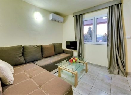 Gemütliches Hotel in der Nähe des Meeres, Immobilien mit hohem Mietpotential Region Bar and Ulcinj, Hotel in Bar kaufen