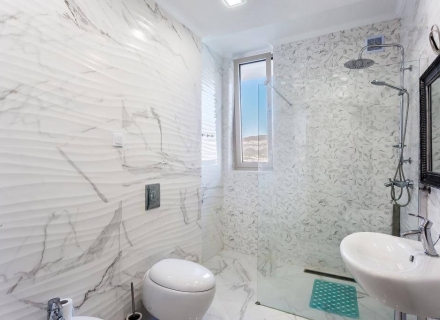 Birinci Deniz Hattı üzerinde modern villa, Krasici, Krasici satılık müstakil ev, Krasici satılık müstakil ev, Lustica Peninsula satılık villa
