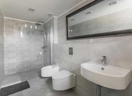 Birinci Deniz Hattı üzerinde modern villa, Krasici, Lustica Peninsula satılık müstakil ev, Lustica Peninsula satılık villa