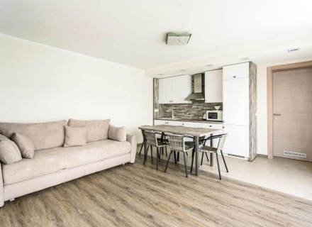Birinci Deniz Hattı üzerinde modern villa, Krasici, Karadağ satılık ev, Karadağ satılık müstakil ev, Karadağ Ev Fiyatları