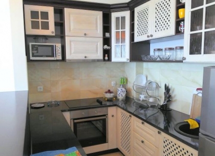 Herrliche Wohnung mit Meerblick in Becici, Wohnungen in Montenegro, Wohnungen mit hohem Mietpotential in Montenegro kaufen
